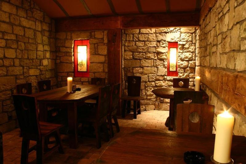 Zlaty Lev Otel Louny Dış mekan fotoğraf
