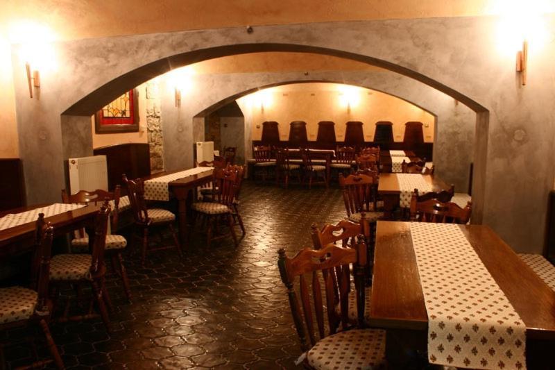 Zlaty Lev Otel Louny Dış mekan fotoğraf